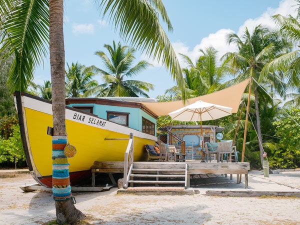 The Big Barge & Sula Sula Servery