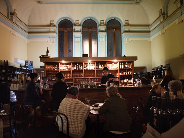 11 of the best Bendigo pubs and bars to let your hair down at