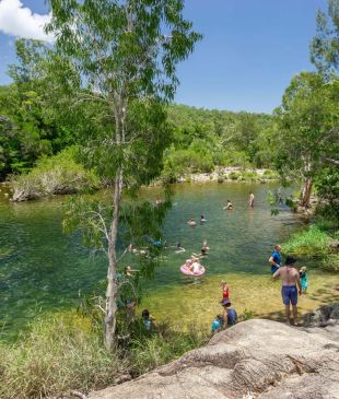 <p><i>The most beautiful camping spots</i> in <strong>Townsville</strong></p>
