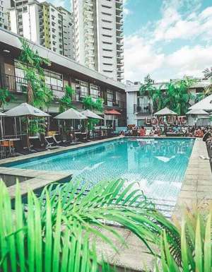 swimming pool, The Cavenagh Hotel, Darwin, NT