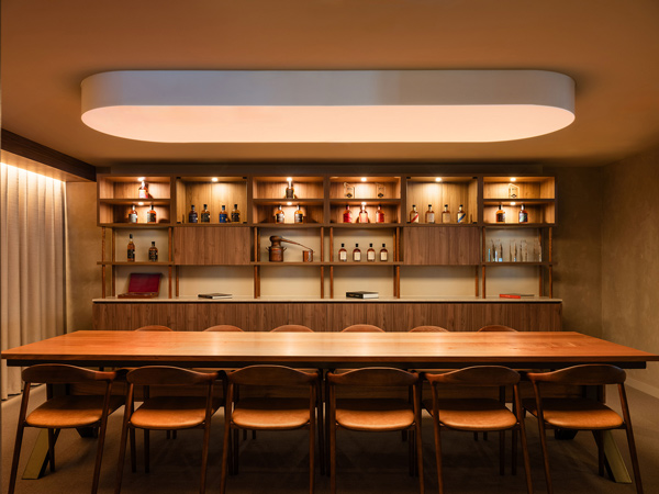 the tasting bar at Sullivan’s Cove, Cambridge