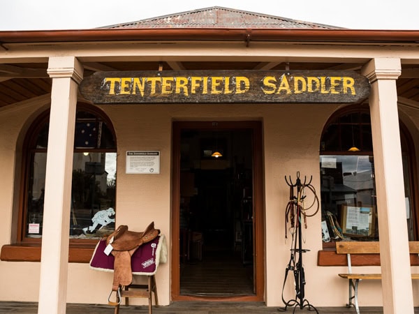the entrance of Tenterfield Saddler