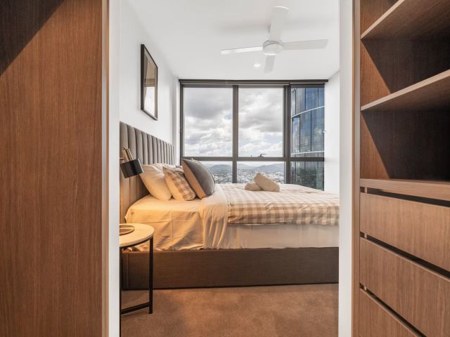 the bedroom at The Skycatcher’s Nest, Brisbane Airbnb