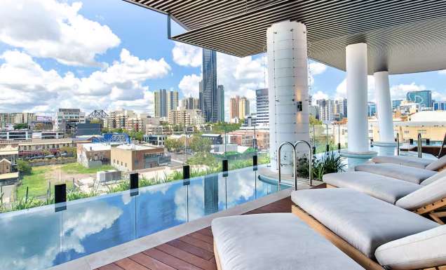 the rooftop pool at Inner-city apartment, Brisbane Airbnb