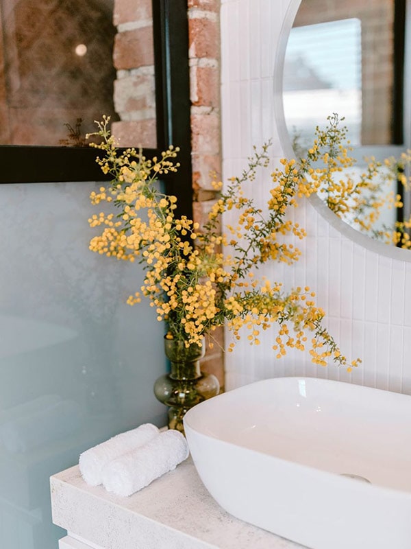 Oxford On Otho, Inverell