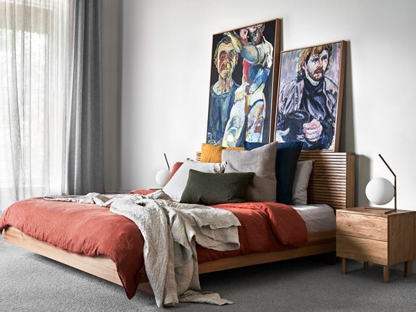 a look inside the bedroom suite of Bendigo Ernest Hotel