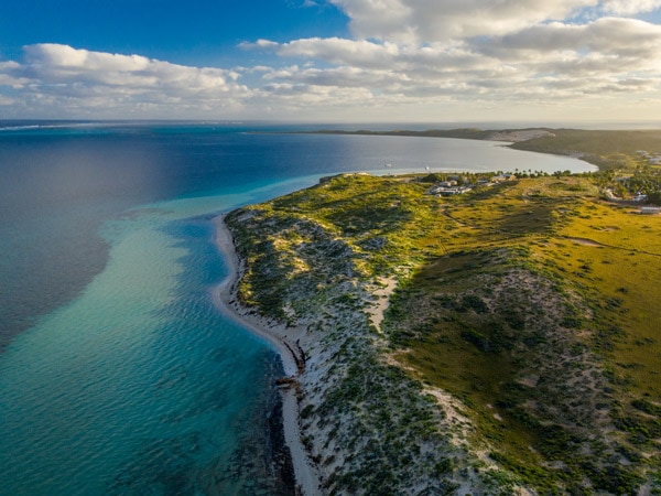 Drone shot of Coral Bay on the Coral Coast of Western Australia.
