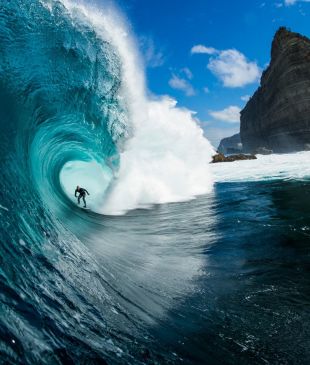 <p><i>Australia’s 12 best surf breaks</i> you can&#8217;t miss this summer</p>
