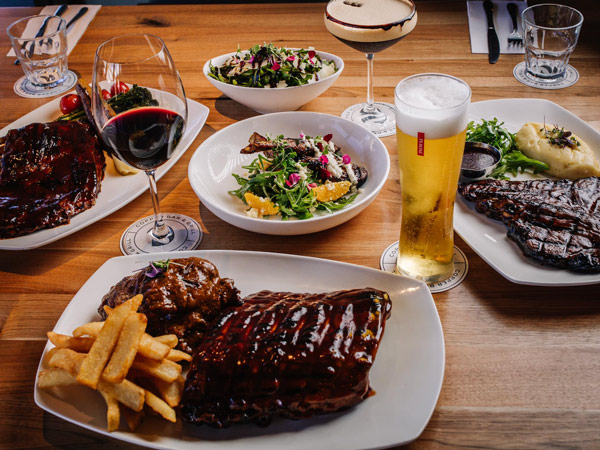 pub grub at Copper Bar & Grill, South Townsville