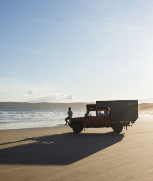 <p><i>The most beautiful</i> <strong>Bruny Island</strong> camping spots</p>
