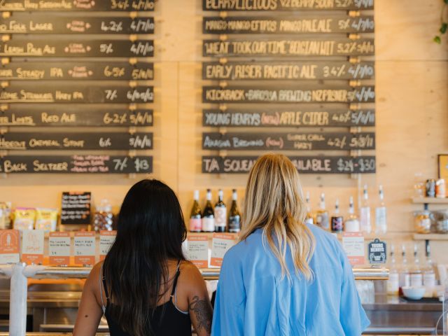 two women ordering drinks at Kick Back Brewing, Mclaren Vale breweries and distilleries