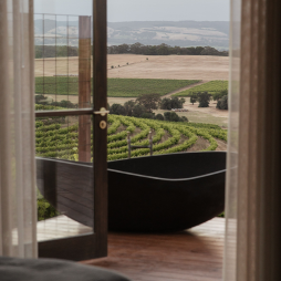 Luxury accommodation in Mclaren Vale