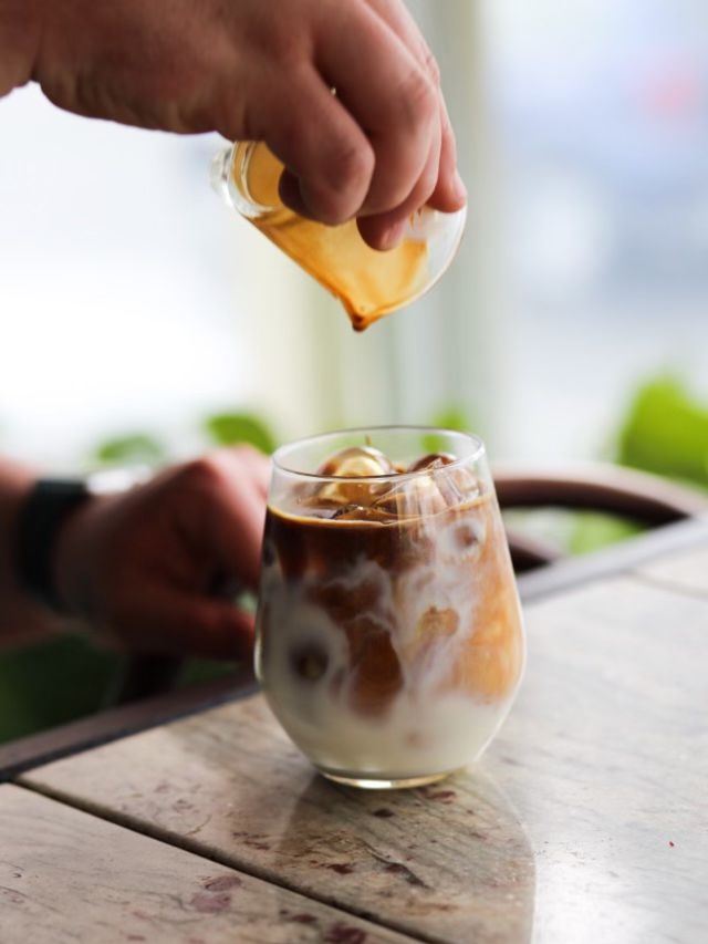 preparing coffee at Manna McLaren Vale