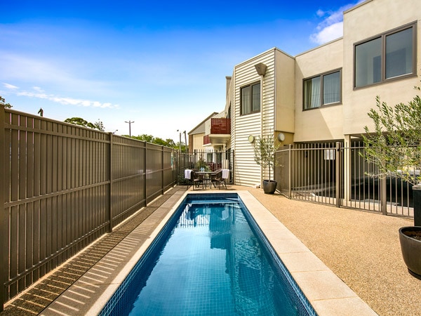 an outdoor pool at Quest Bendigo Central