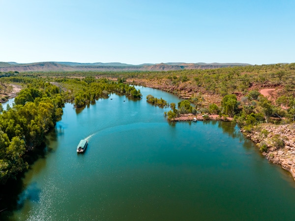 cruising down the Chamberlain Gorge