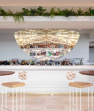 <p><i>22</i> <strong>Canberra</strong> bars worthy of a tipple or two</p>
