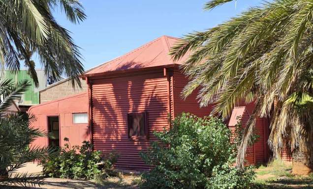 the exterior of Broken Hill Mosque