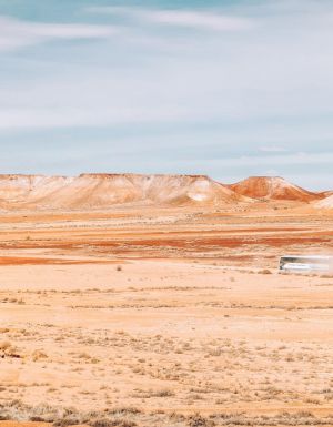 Bus Coober Pedy
