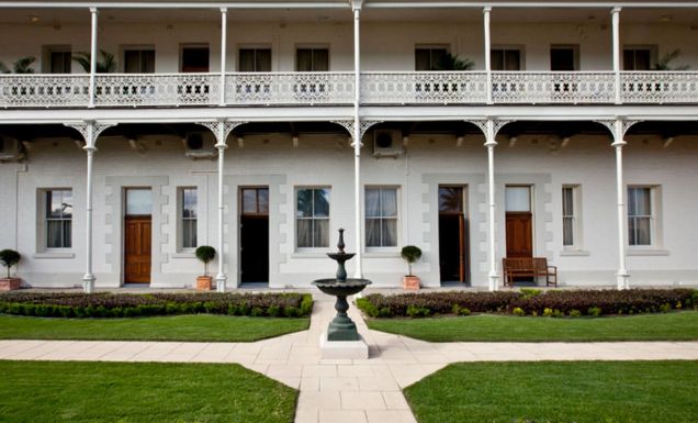 denison hotel exterior rockhampton
