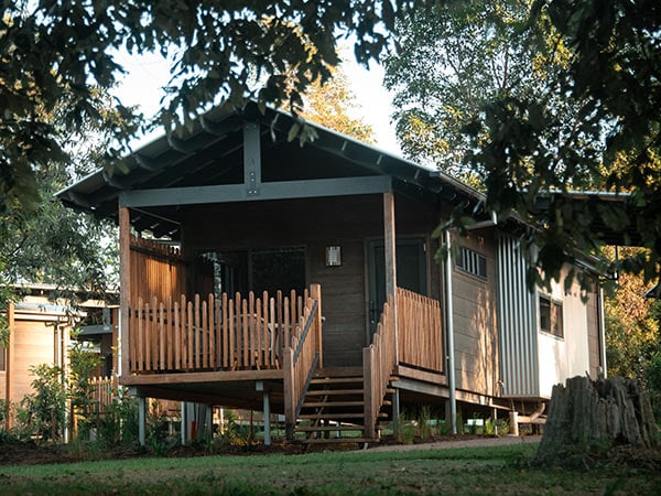 Crocodile Hunter Lodge cabin