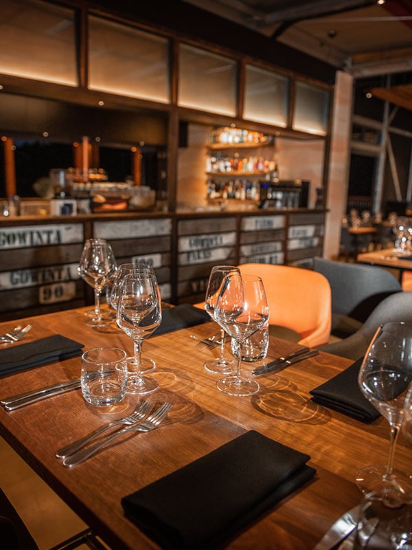 Crocodile Hunter Lodge Warrior Restaurant & Bar