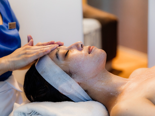 a hydrating facial and scalp massage at Eforea Spa, Gold Coast