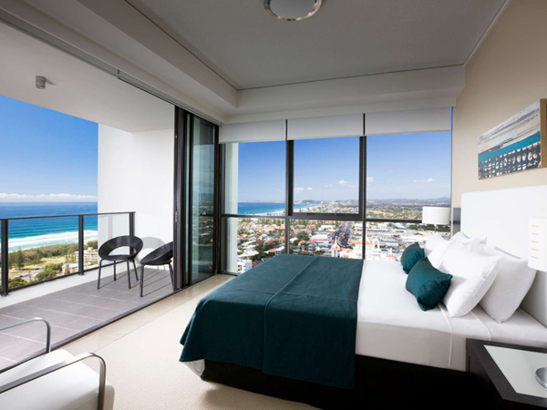a spacious suite with beach views at Mantra Sierra Grand Broadbeach