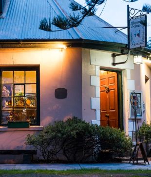 <p><i>The 9 oldest pubs</i> in <strong>Australia</strong> to make you step back in time</p>

