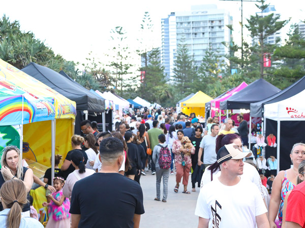 a crowd of people at an outdoor market in Surfers Paradise Beachfront Markets