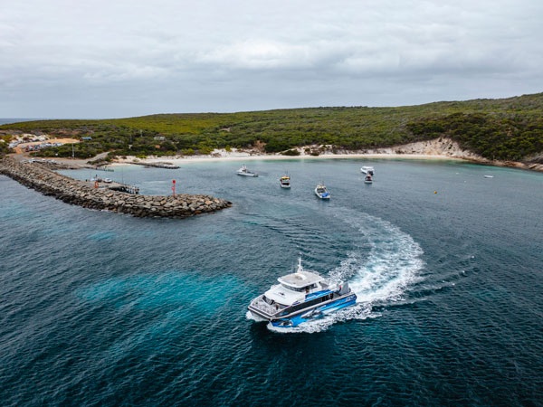 Naturaliste Charters in Bremer Bay
