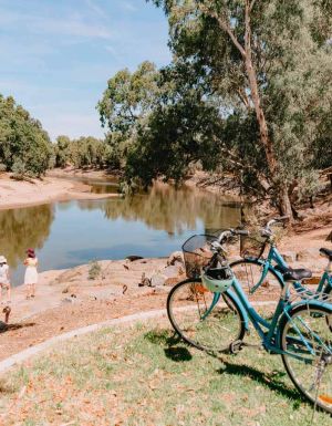two women admiring the scenery at the Wiradjuri Trail, Wagga Wagga