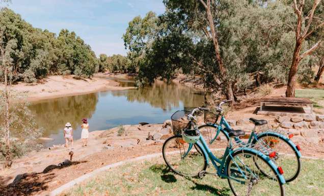 two women admiring the scenery at the Wiradjuri Trail, Wagga Wagga