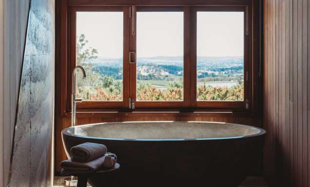 Basalt bathtub in Orange NSW