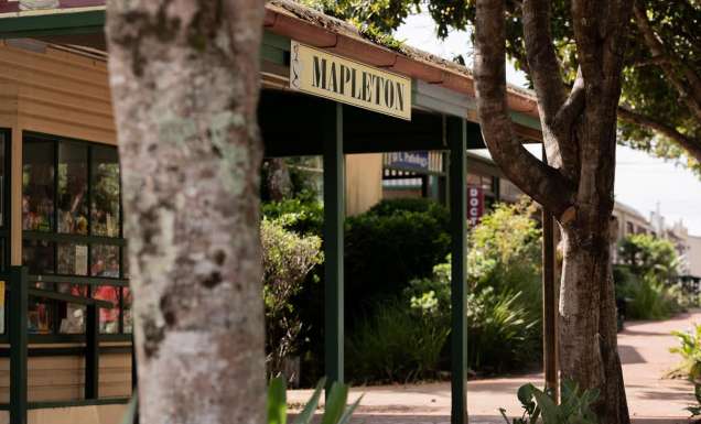 the exterior of Round Hill Retreat near Mapleton