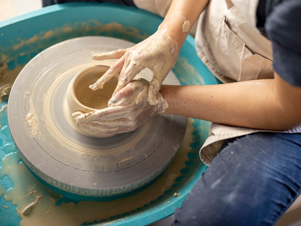 pottery making at Mas & Miek Ceramics