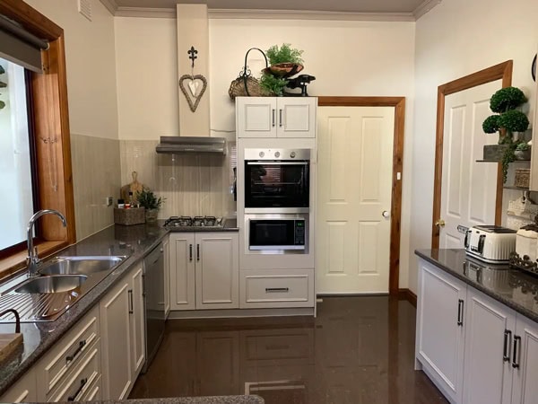 the kitchen at A Place to Call Home Mount Gambier