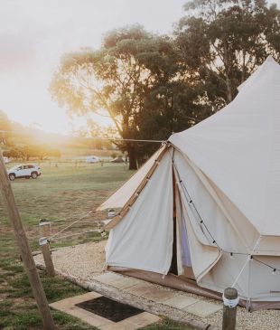 <p><i>Your guide to</i> <strong>Mount Gambier’s</strong> best caravan parks</p>
