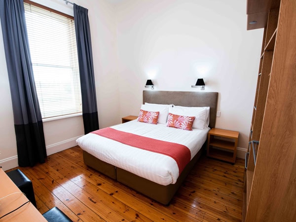 a look inside the bedroom of The Park Hotel, Mt Gambier
