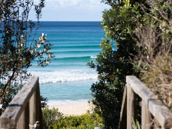 a path leading to Boomerang Beach