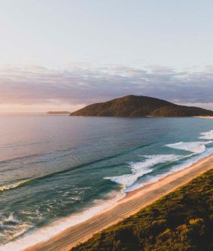 <p><i>8 sleepy towns you should visit</i> on the <strong>Barrington Coast</strong></p>

