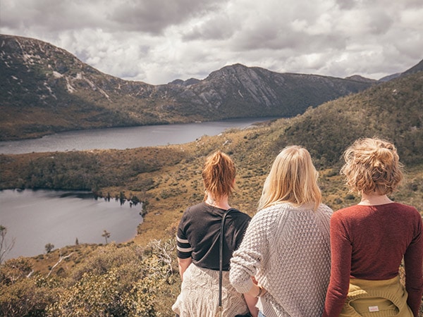 Intrepid tour group on Cradle Mountain hike