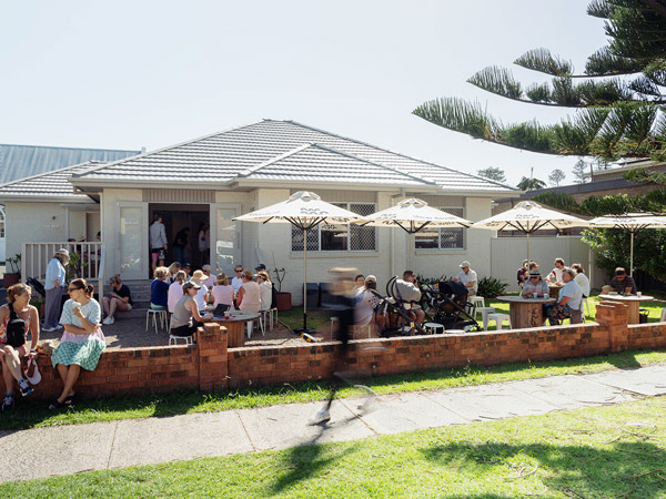 alfresco dining at Slow Dough, Kiama cafe