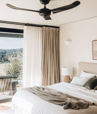 <p><i>The ultimate guide</i> to <strong>Batemans Bay</strong> accommodation</p>
