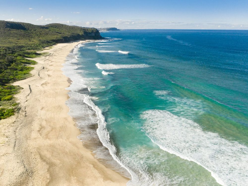 Merlock Beach A Go-To Guide to Newcastle Beaches | Australian Traveller