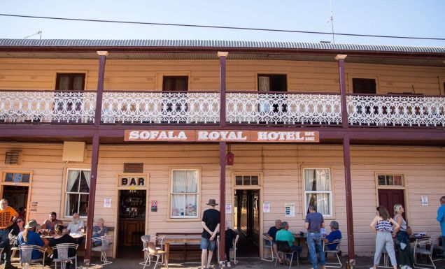 the property exterior of the old, rustic, Aussie pub at Royal Hotel Sofala