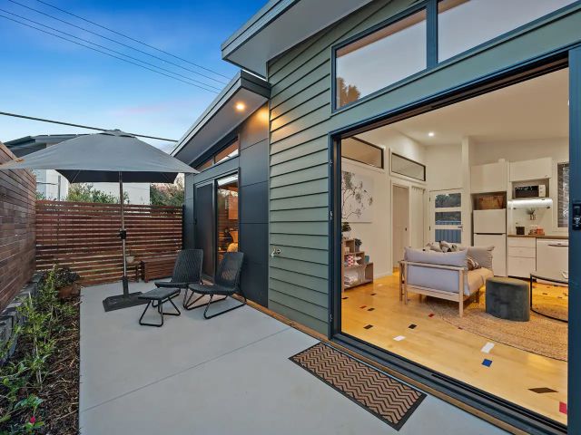 The Secret Little House, Hackett