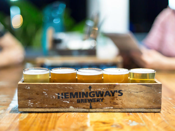 beers at Hemingway's Brewery, Cairns tours