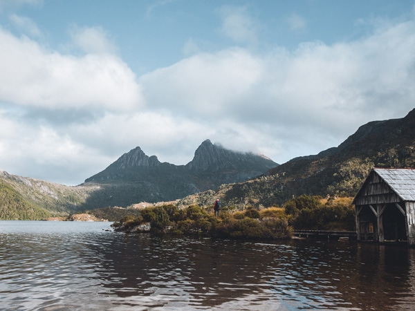 views of Cradle Mountain and Dove Lake in Tasmania