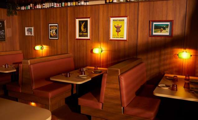 Bar Evelyn in Coolangatta near Tweed Heads