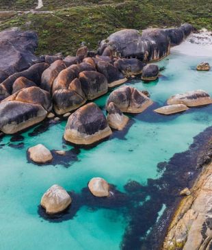 <p><i>18 of</i> <strong>Australia’s</strong> most photographable places to visit</p>
